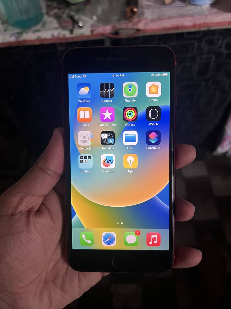 Apple iPhone 8 Plus 3