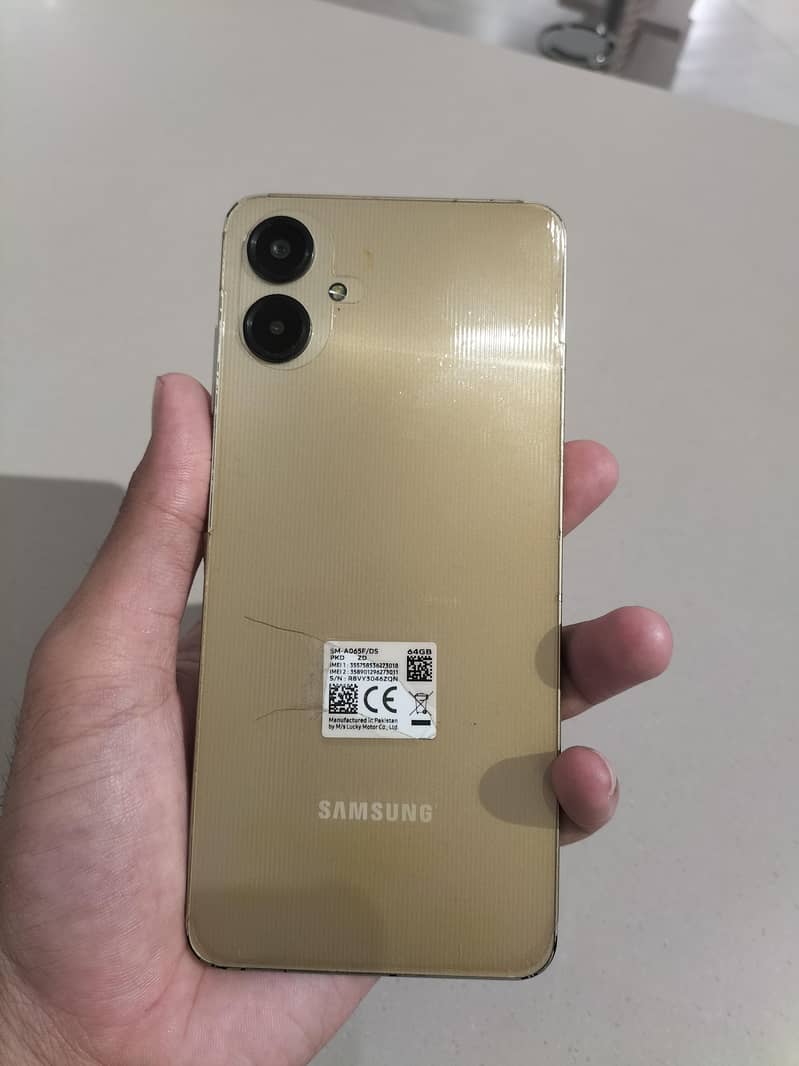 Samsung Mobile A06 3