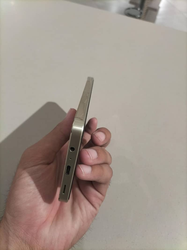 Samsung Mobile A06 4