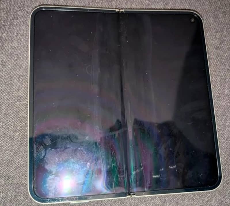 Google Pixel Fold 1