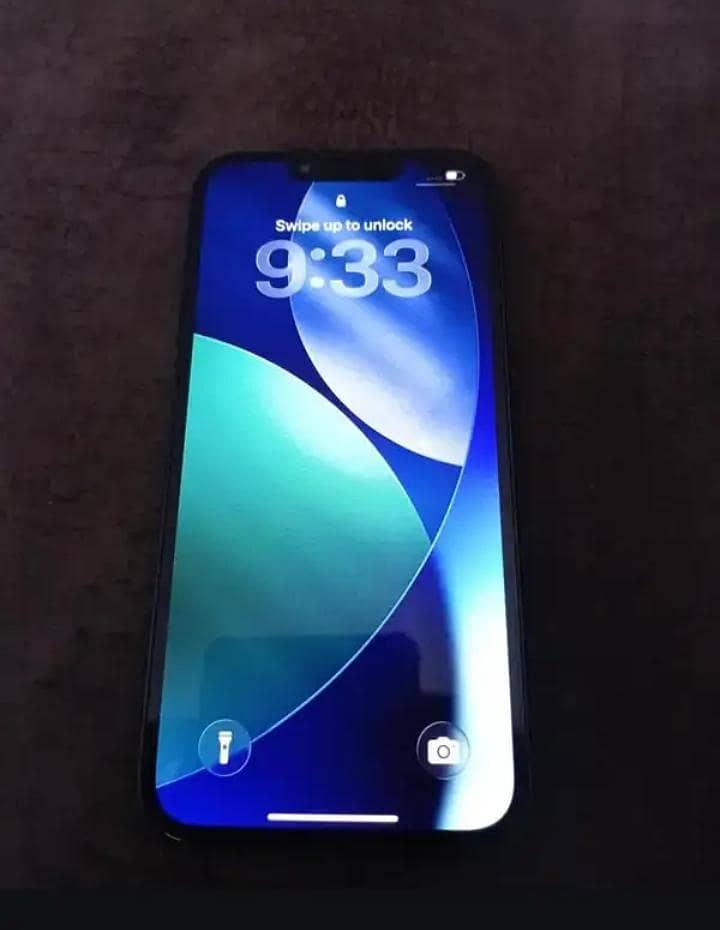Apple iPhone 13 2