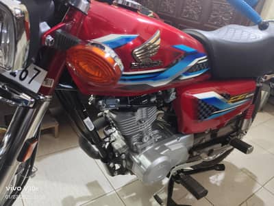 Honda CG 125 Just 2500 drive Orignal Urgent sel