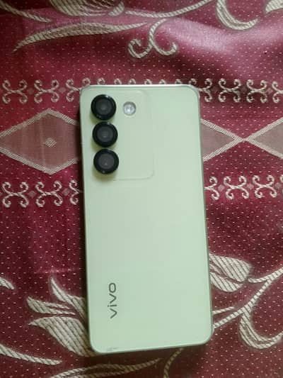 Vivo Y100