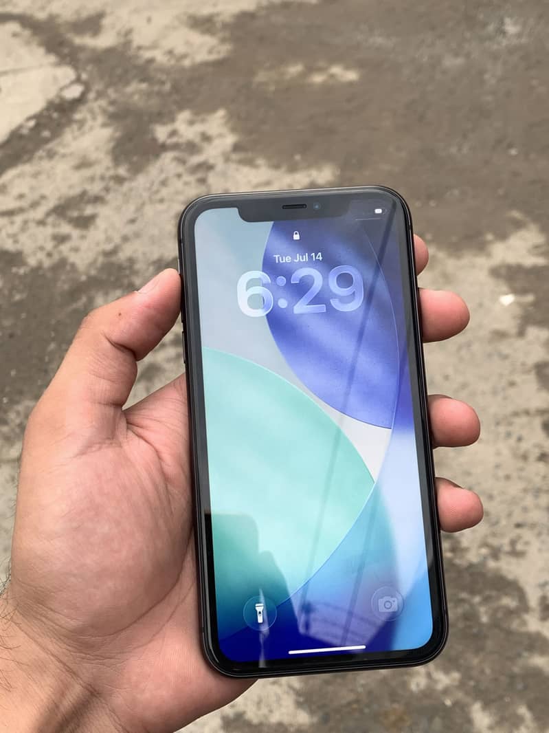Apple iPhone 11 7