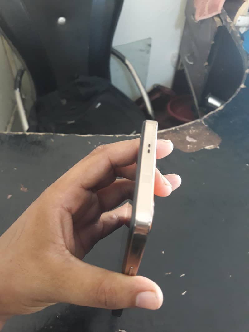 Infinix Note 30 7
