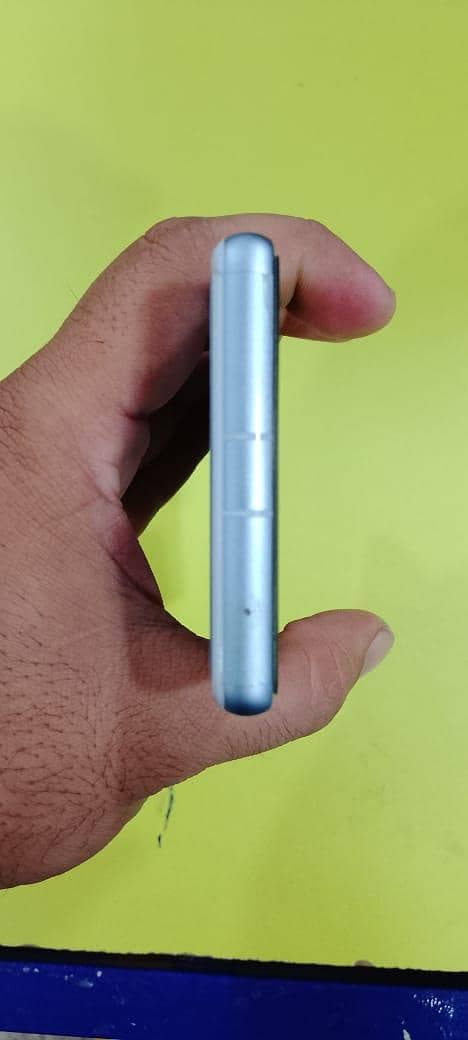 Google Pixel 7a 4