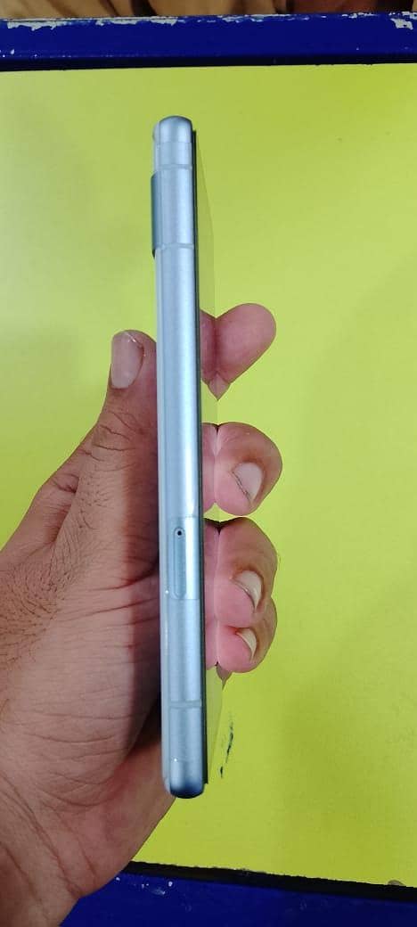Google Pixel 7a 5