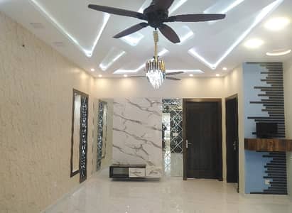 Bahria Town Phase 8 - Rafi Block House Sized 8 Marla For sale