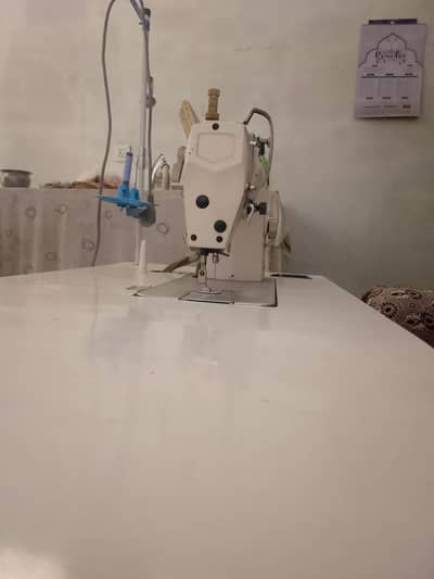 acchi condition mein hai machine