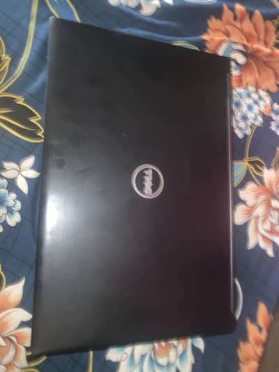 Dell laptop core i5 6th gen SSD installed