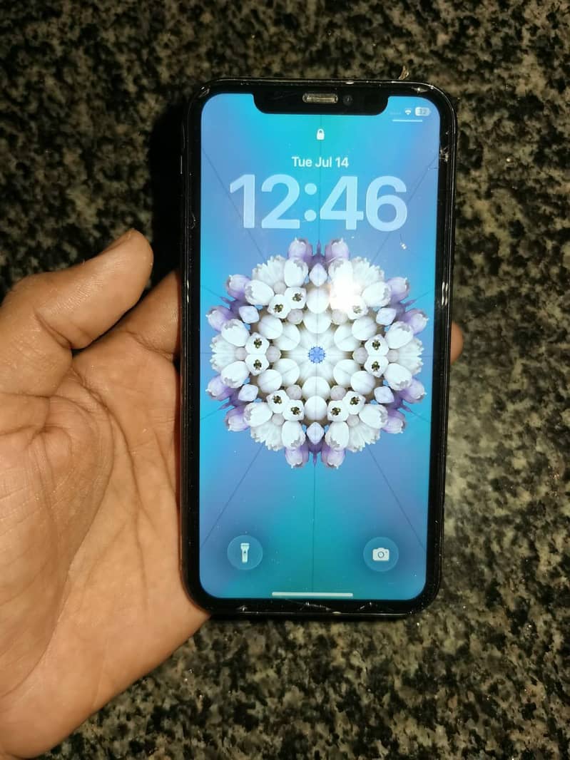 Apple iPhone 11 6