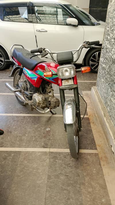 HONDA 70CD 2018B