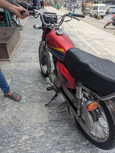 CG 125 2010 model