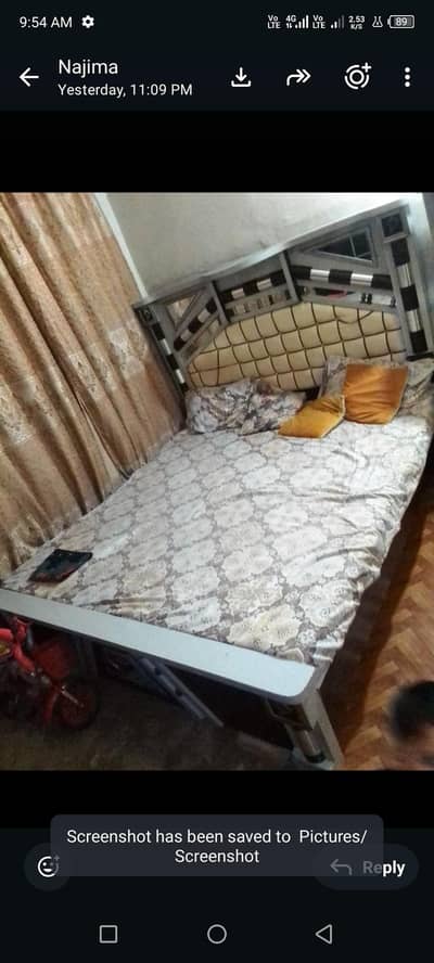 bed and dressing table sell