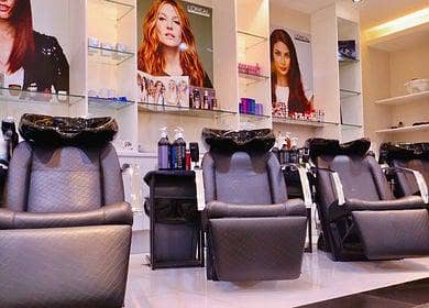 female spa saloon staff needed