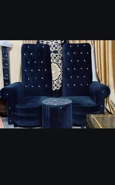 2 chairs and 1 table