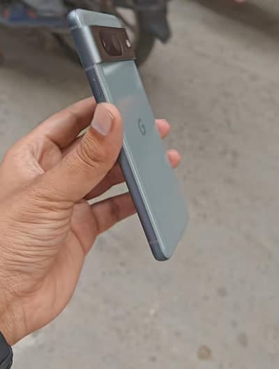 Google Pixel 8