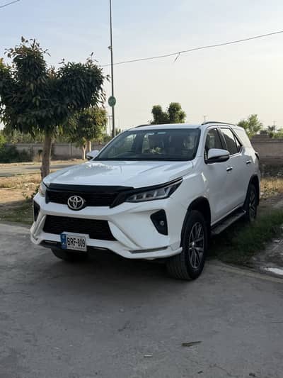 Toyota Fortuner V 2017