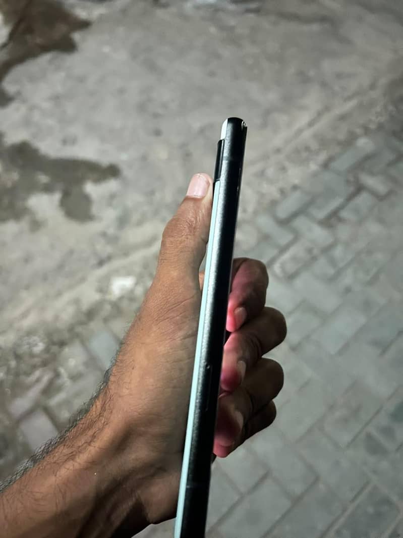 Google Pixel 6a 3