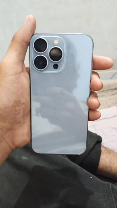 Apple iPhone 13 Pro