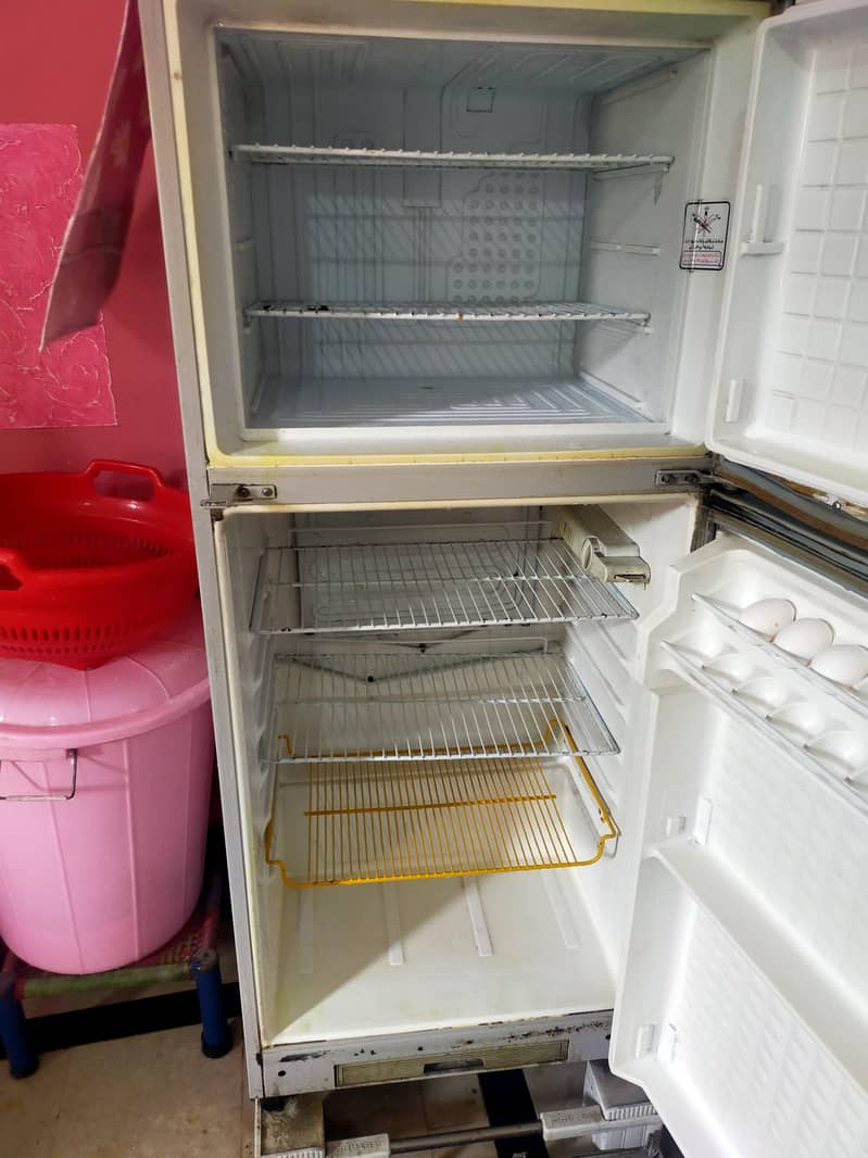 refrigerator 1