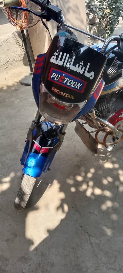 DELUXE 125 cc