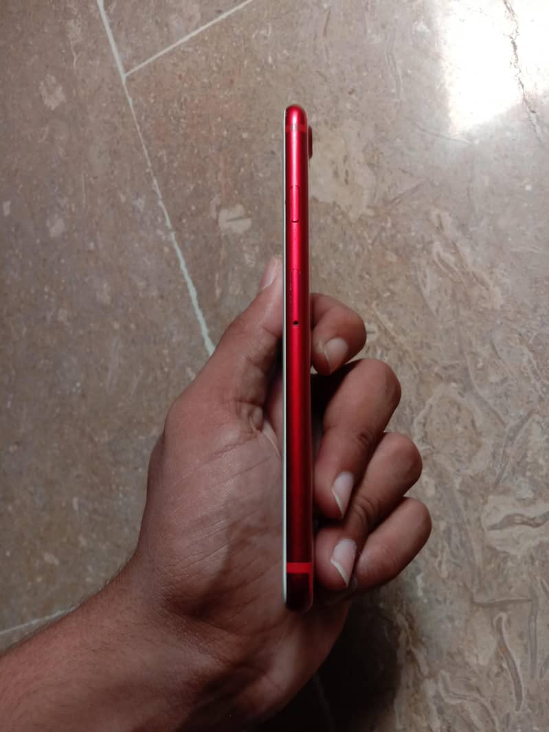 Apple iPhone 7 2