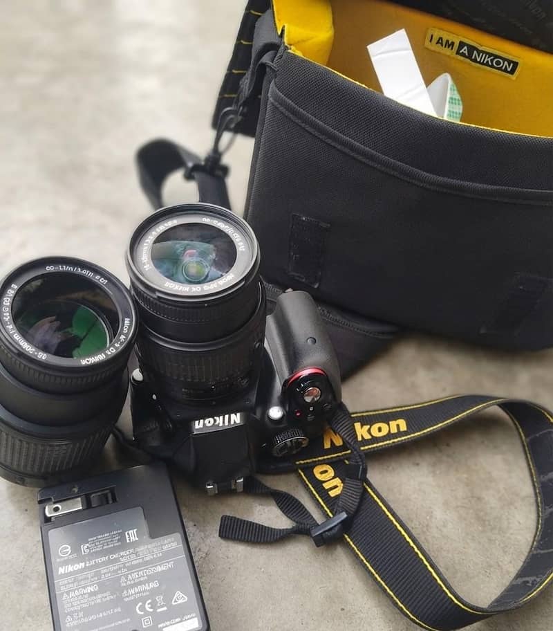 DSLR CAMERA 1