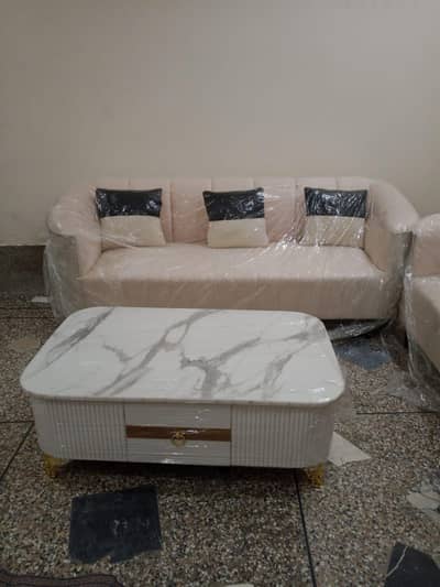 urgent sofa set sale