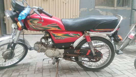 1st owner use samooth bike new engune 03211010404