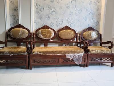 Wooden 5 seater Sofa Set