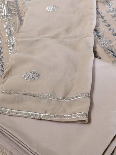 THREE PICE EMBROIDERY SOUIT
