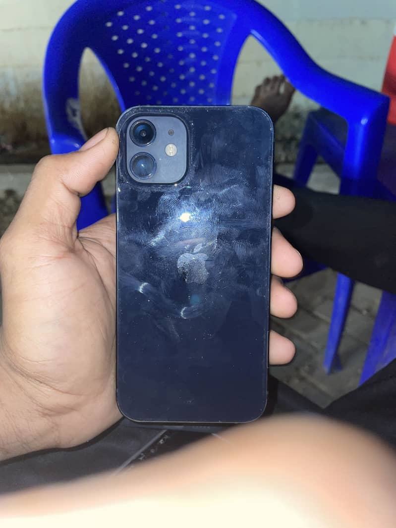 Apple iPhone 12 2