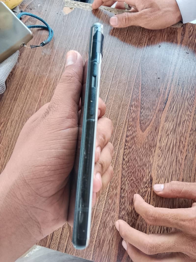 Google Pixel 6a 1
