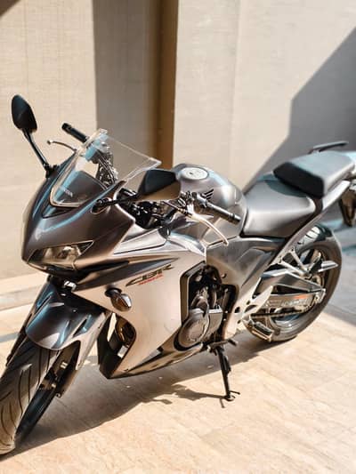 HONDA CBR 500R