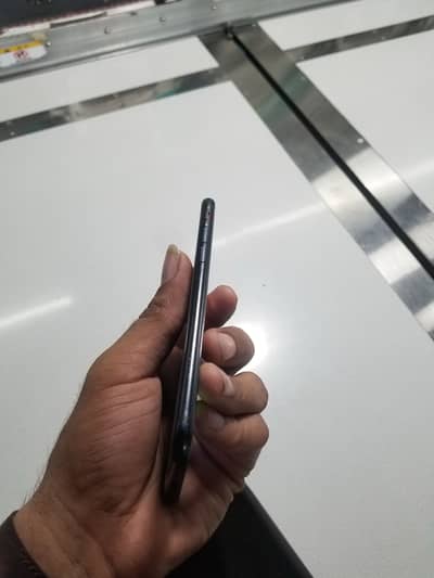 Apple iPhone SE 2020 waterpack exchange possible