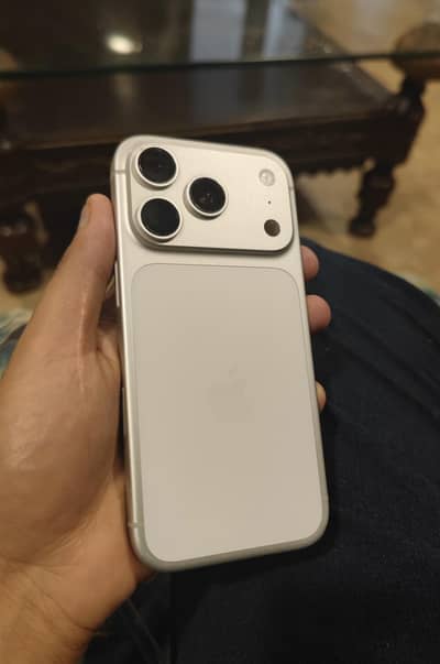 Apple iPhone 17 Pro mdm