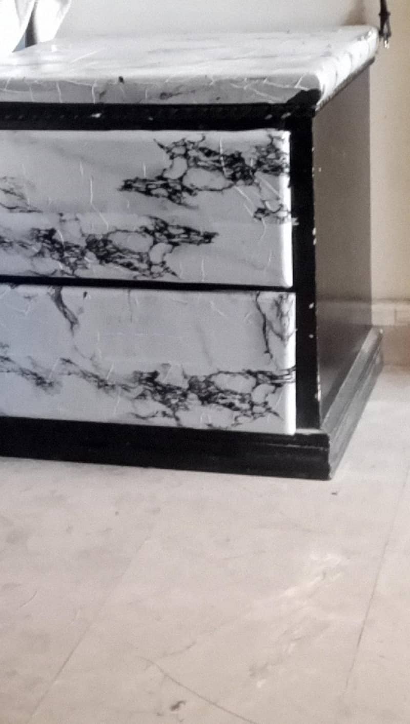 side table 1