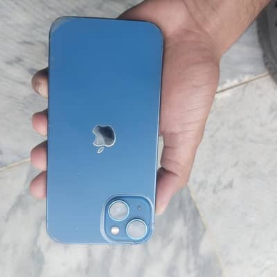 Apple iPhone 13