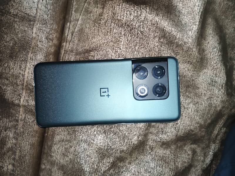 One Plus 10 Pro 0