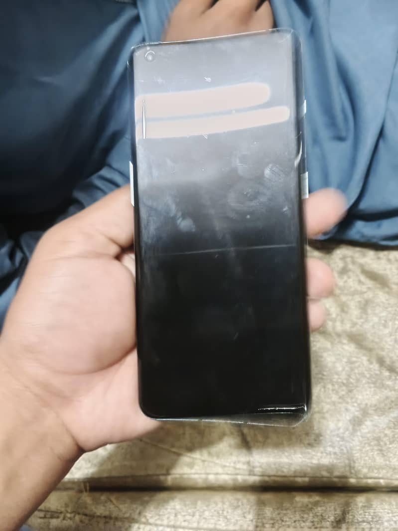 One Plus 10 Pro 1