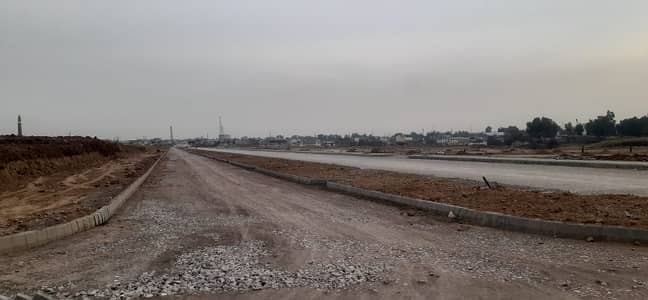 Corner Plot With Extra Land Park Face