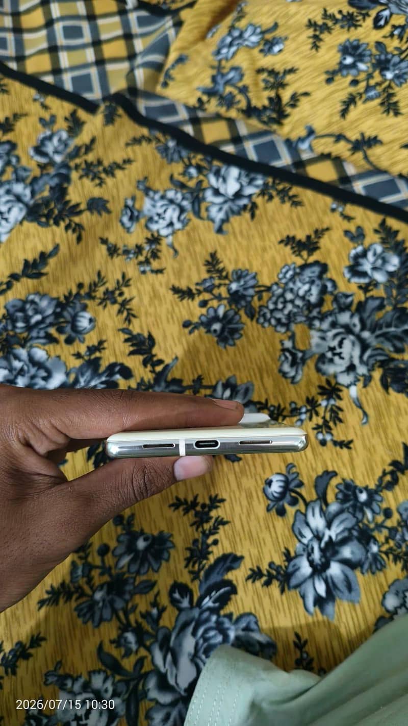 Google Pixel 6 Pro 9