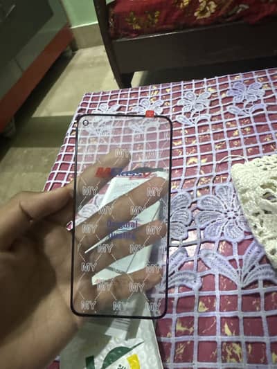 Google pixel 4g or 5 ka panel ka seesha