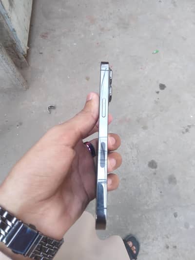 Apple iPhone 13 Pro