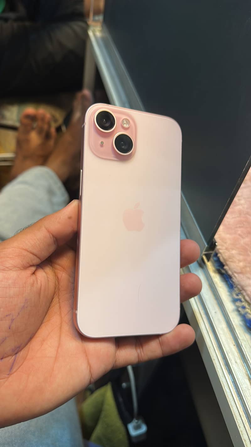 Apple iPhone 15 0