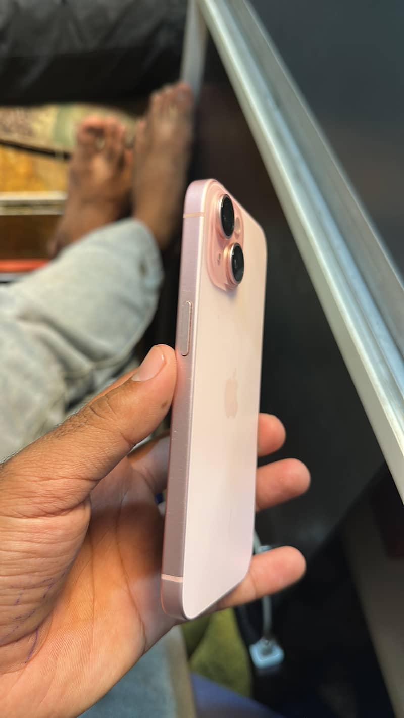 Apple iPhone 15 1