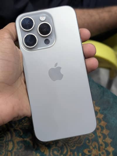Apple iPhone 15 Pro