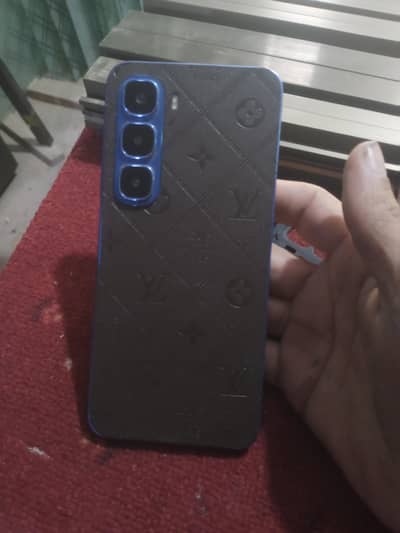 Infinix Hot 60i