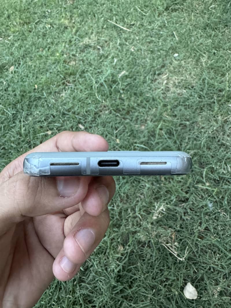 Google Pixel 8 1